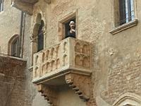 D08-026- Verona- Juliet's Balcony.jpg